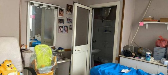 5 rooms Apartment in Curti, Italy No. 72903 3