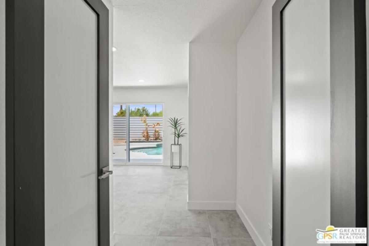 3 bedrooms House in Palm Springs, USA No. 389061