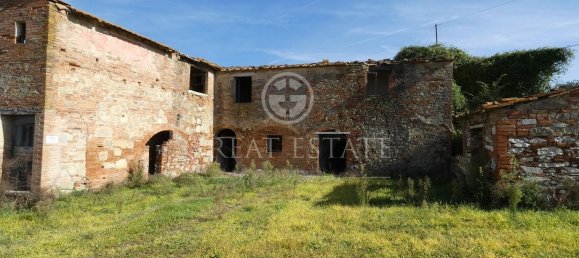 Casa de 10 divisões em Asciano, Italy N.º 179485 5