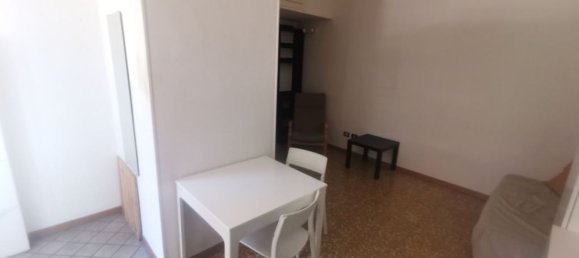 2 bedrooms Apartment in Milan, Italy No. 364210 3
