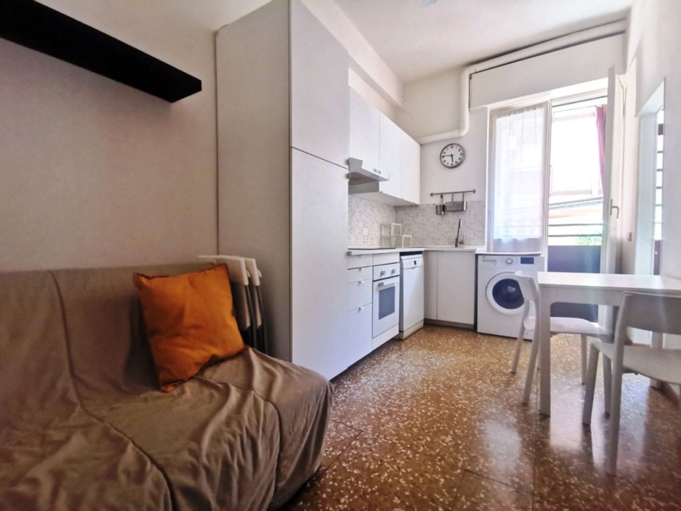 2 bedrooms Apartment in Milan, Italy No. 364210