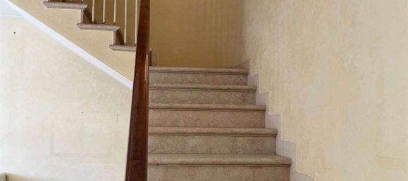 7 rooms Penthouse in Modena, Italy No. 20787 6