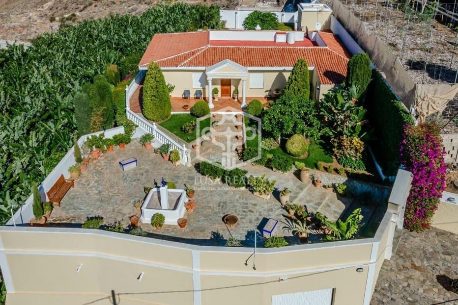 Villa in Guia de Isora, Spain, Nr. 11403