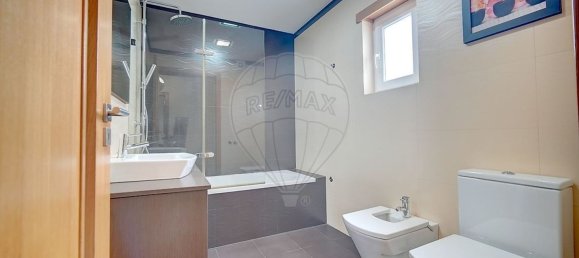 5 Schlafzimmer Haus in Rio de Mouro, Portugal, Nr. 46117 21