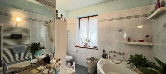 3 bedrooms Villa in Sommariva del Bosco, Italy No. 163039 41