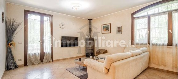 3 bedrooms Villa in Viano, Italy No. 298539 12