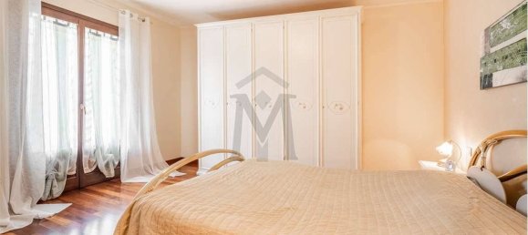 3 bedrooms Villa in Viano, Italy No. 298539 19