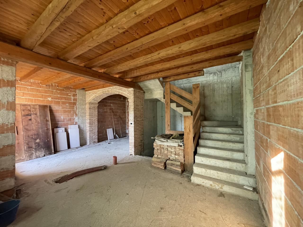 Вилла с 6 комнатами в Азоло, Италия № 231003