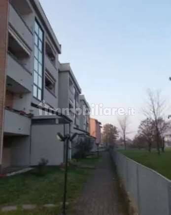 2 bedrooms Apartment in Colorno, Italy No. 371288