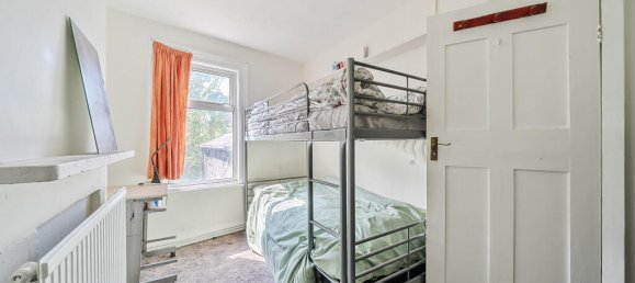 2 bedrooms House in London, United Kingdom No. 7672 12