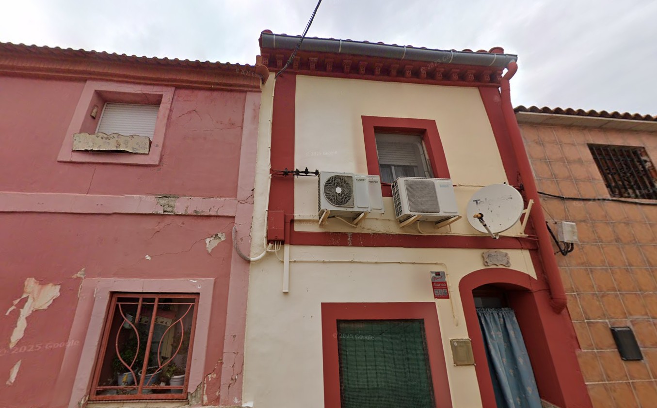 3 bedrooms Apartment in Zaragoza, Spain No. 267296