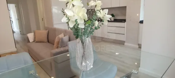 3 Schlafzimmer Wohnung in Lisbon, Portugal, Nr. 158909 2