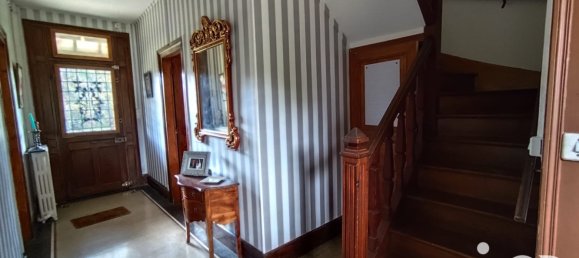 9 bedrooms House in Jouy, France No. 70888 9