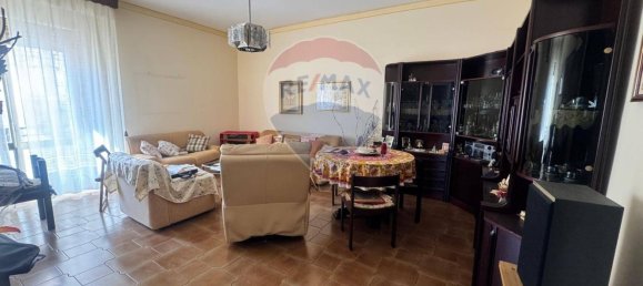 5 rooms House in Melilli, Italy No. 167088 2