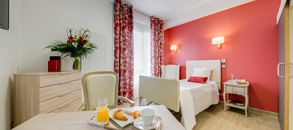 Studio in Marmande, France No. 332468 6