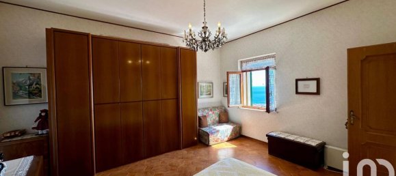 4 rooms Apartment in Alassio, Italy No. 7050 49