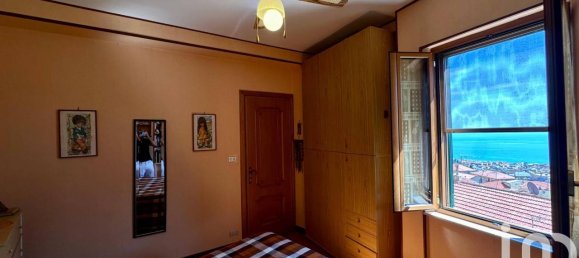 4 rooms Apartment in Alassio, Italy No. 7050 54