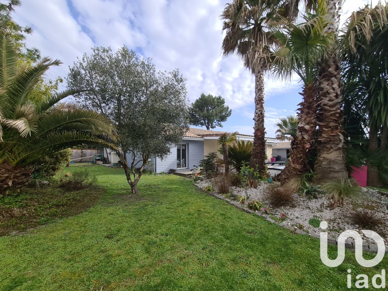 4 bedrooms House in La Teste-de-Buch, France No. 97163