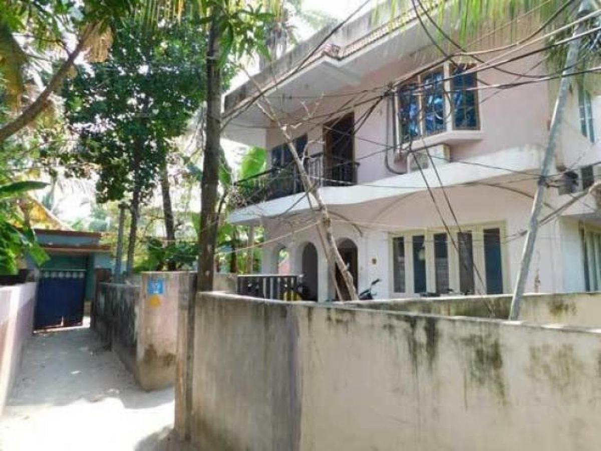 4 bedrooms House in Thiruvananthapuram, India No. 65196