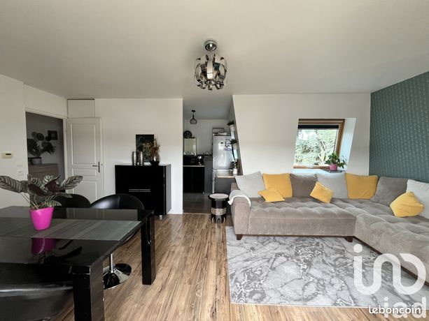 2 bedrooms Apartment in Franconville, France No. 301890