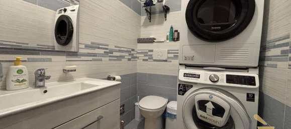 2 Schlafzimmer Wohnung in Chieri, Italy, Nr. 163989 12