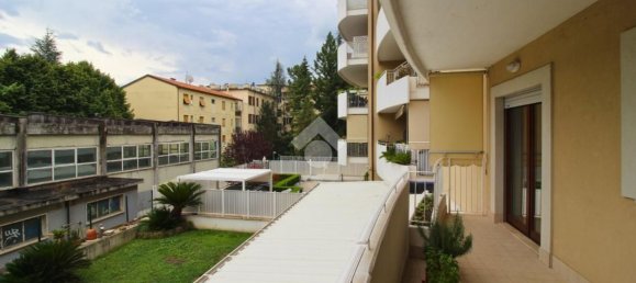 4 bedrooms Apartment in Ascoli Piceno, Italy No. 377903 7