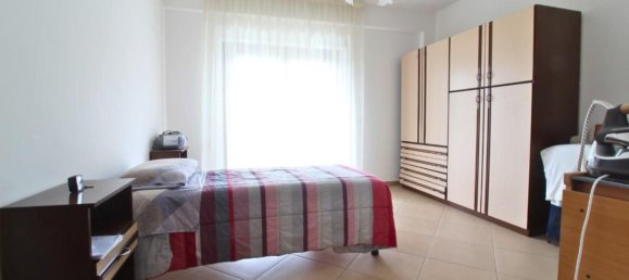 4 bedrooms Apartment in Ascoli Piceno, Italy No. 377903 11