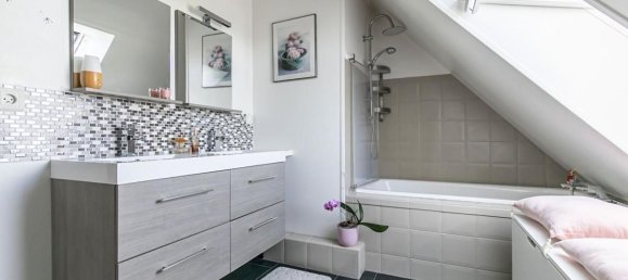 3 bedrooms House in Noiseau, France No. 186081 6