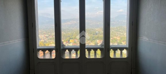 6 rooms Apartment in Frosinone, Italy No. 285959 8