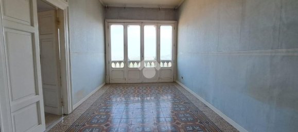 6 rooms Apartment in Frosinone, Italy No. 285959 2