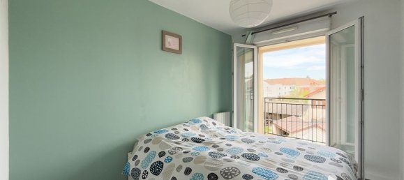 2 bedrooms Apartment in Limeil-Brevannes, France No. 327937 6
