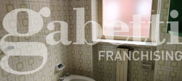 Apartamento de 2 dormitorios en Biella, Italy No. 154265 18