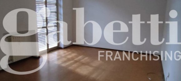 Apartamento de 2 dormitorios en Biella, Italy No. 154265 16