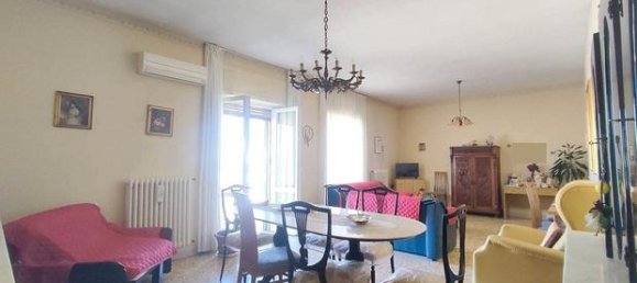 Apartamento de 4 divisões em Matera, Italy N.º 252199 3