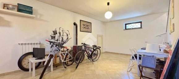 2 bedrooms Villa in Manziana, Italy No. 304074 21