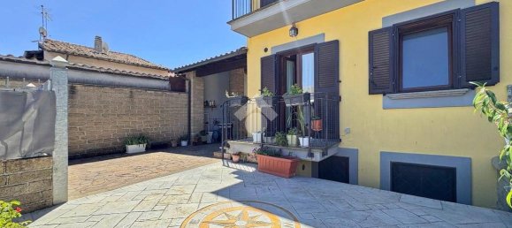 2 bedrooms Villa in Manziana, Italy No. 304074 3
