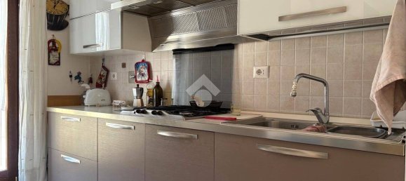 2 bedrooms Villa in Manziana, Italy No. 304074 9