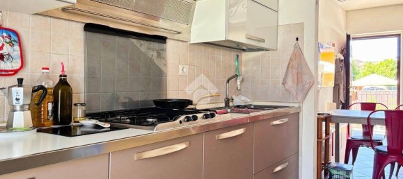 2 bedrooms Villa in Manziana, Italy No. 304074 10