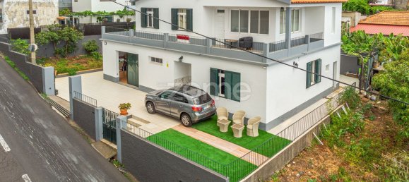 5 bedrooms House in Funchal, Portugal No. 146559 3