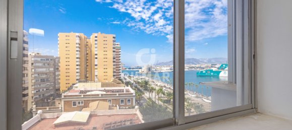 4 bedrooms Apartment in Malaga, Spain No. 182520 27