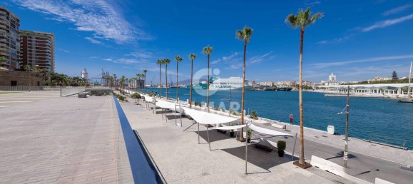 4 bedrooms Apartment in Malaga, Spain No. 182520 30