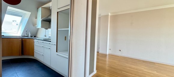 4 Schlafzimmer Doppelhaus in Lille, France, Nr. 352094 5