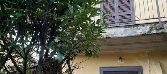 3 rooms House in Vinchiaturo, Italy No. 174026 2