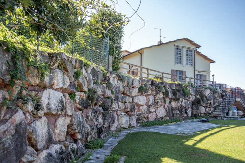 3 bedrooms Villa in Cerro Veronese, Italy No. 174638