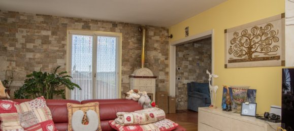3 bedrooms Villa in Cerro Veronese, Italy No. 174638 7