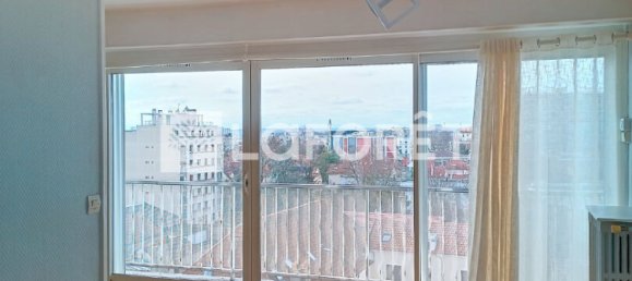 1 bedroom Apartment in Villejuif, France No. 188149 7