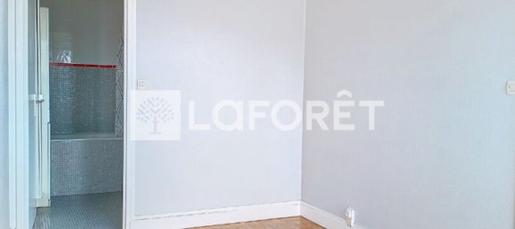 1 bedroom Apartment in Villejuif, France No. 188149 6