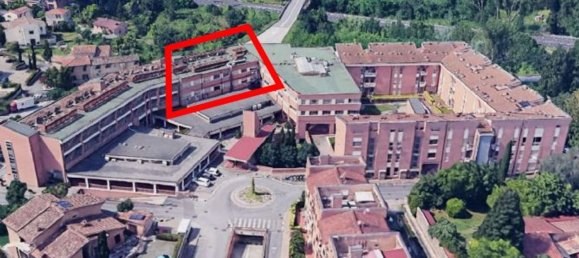 Квартира с 3 комнатами в Сиена, Италия № 201032 12