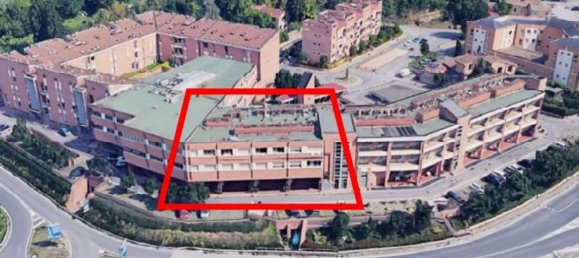 Квартира с 3 комнатами в Сиена, Италия № 201032 10