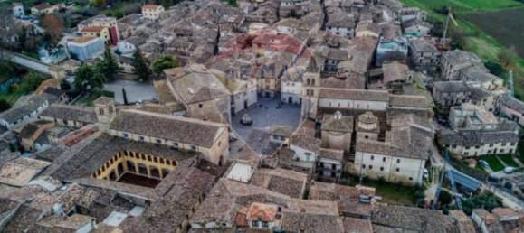 3 bedrooms Apartment in Bevagna, Italy No. 106441 7